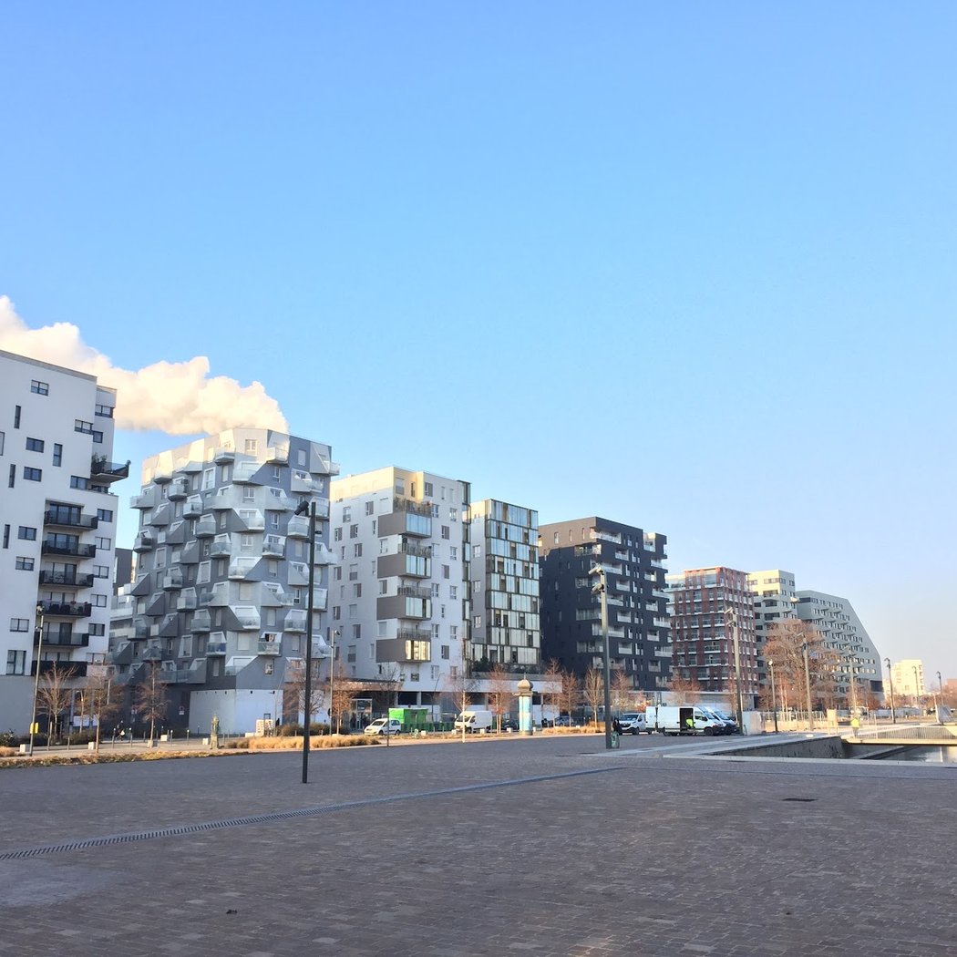 Parvis des Docks de Saint Ouen 3